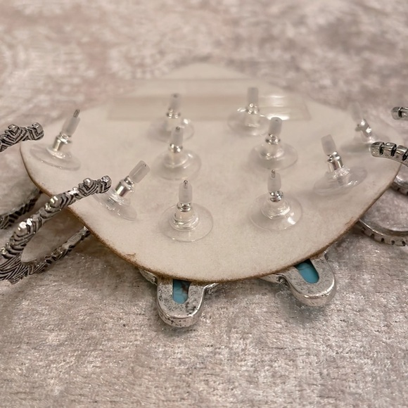 Brand New Atterri Southwest Silver Tone & Turquoise Set of 5 Pairs of Earrings - Picture 11 of 12